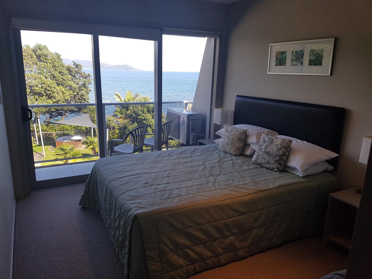 Te Kaha Beach Hotel Exteriér fotografie
